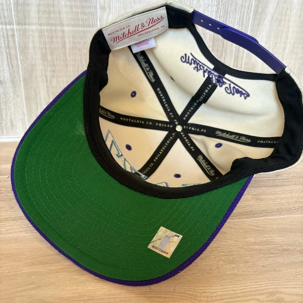 Utah Jazz Basketball Flat Bill Mitchell & Ness Men's Cream and Purple Hat
